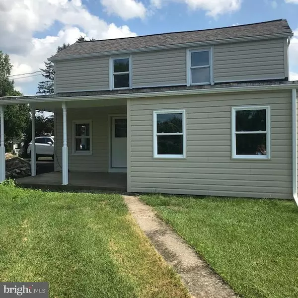 218 N RAILROAD ST, Hummelstown, PA 17036