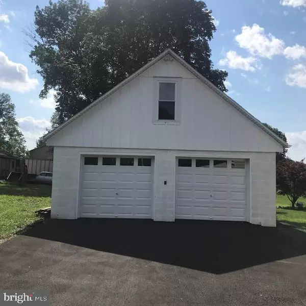 Hummelstown, PA 17036,218 N RAILROAD ST