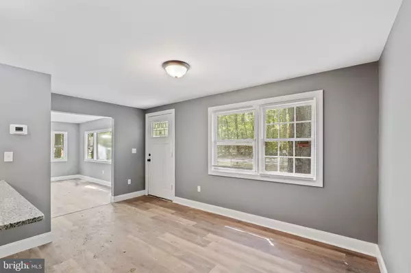 Millville, NJ 08332,438 SANDALWOOD RD