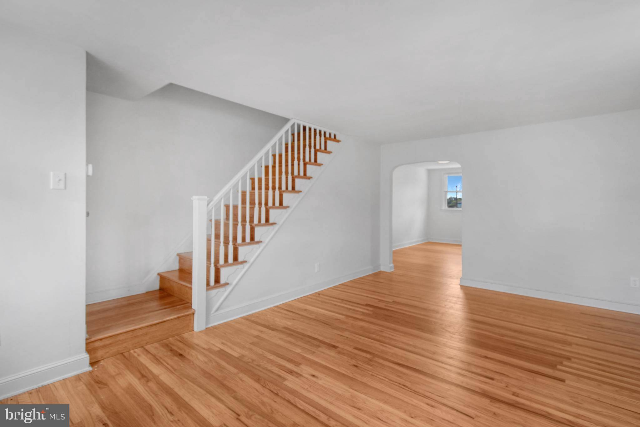 Glenolden, PA 19036,666 RIVELY AVE