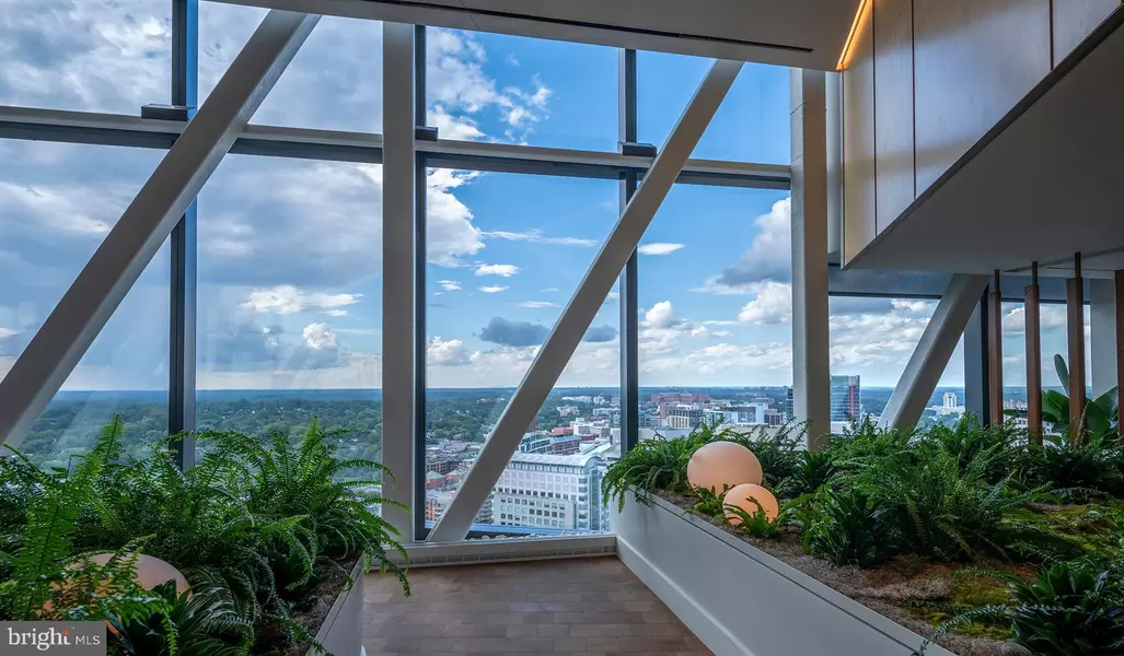 4710 ELM ST #1B-E-2601, Bethesda, MD 20814