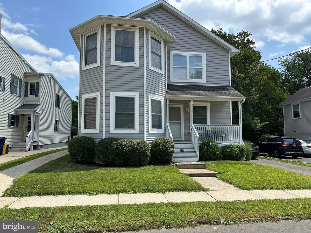 Pennington, NJ 08534,231 S MAIN ST