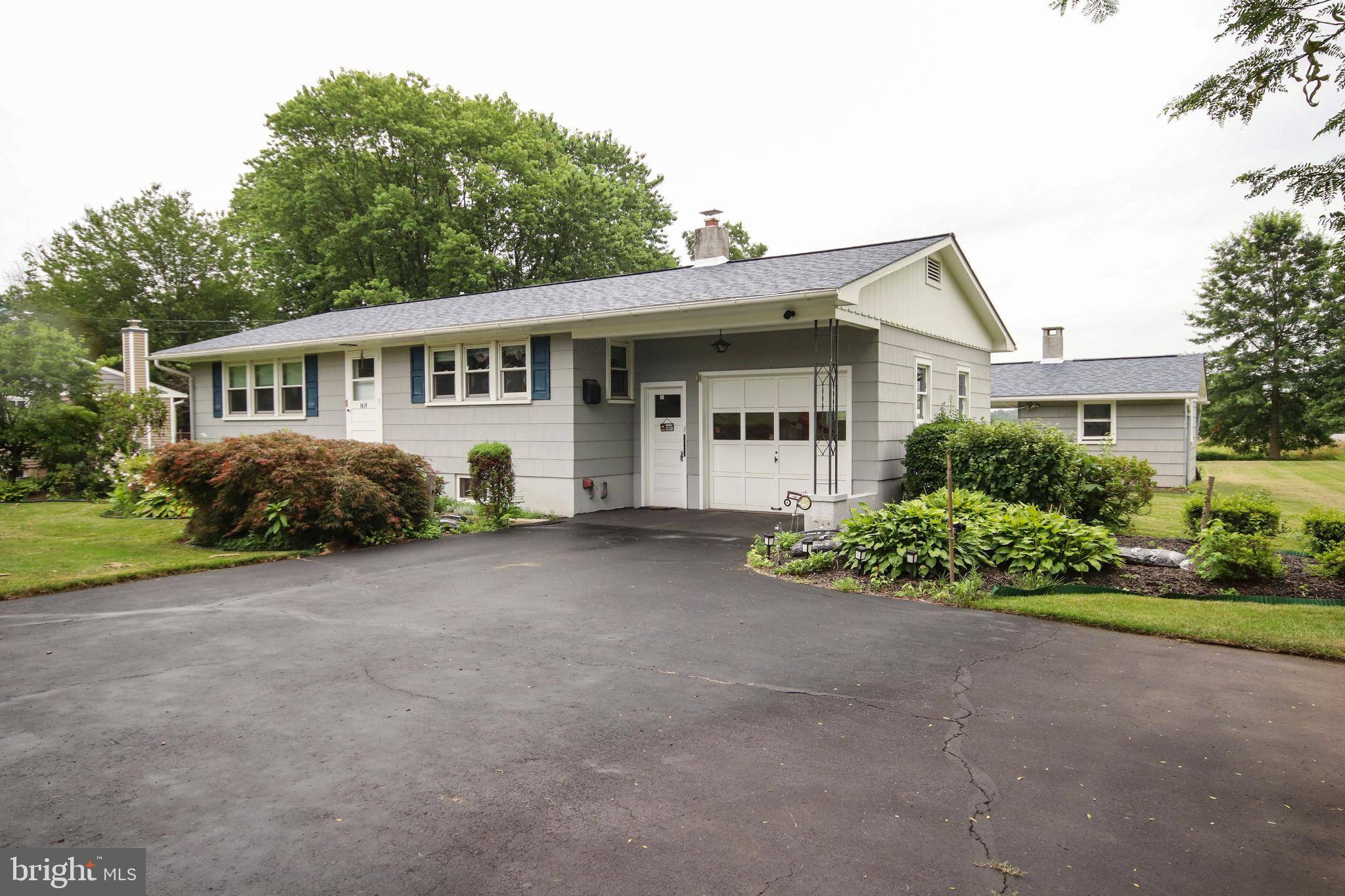 1615 N 5TH ST, Perkasie, PA 18944
