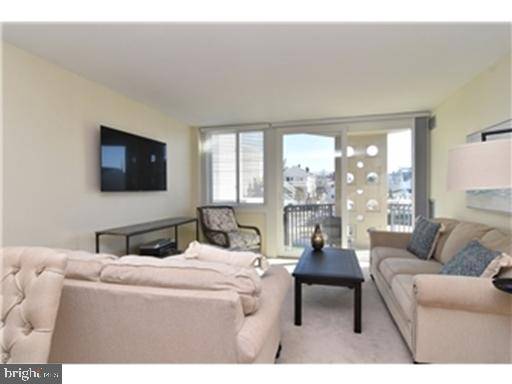 Rehoboth Beach, DE 19971,1 VIRGINIA AVE #202
