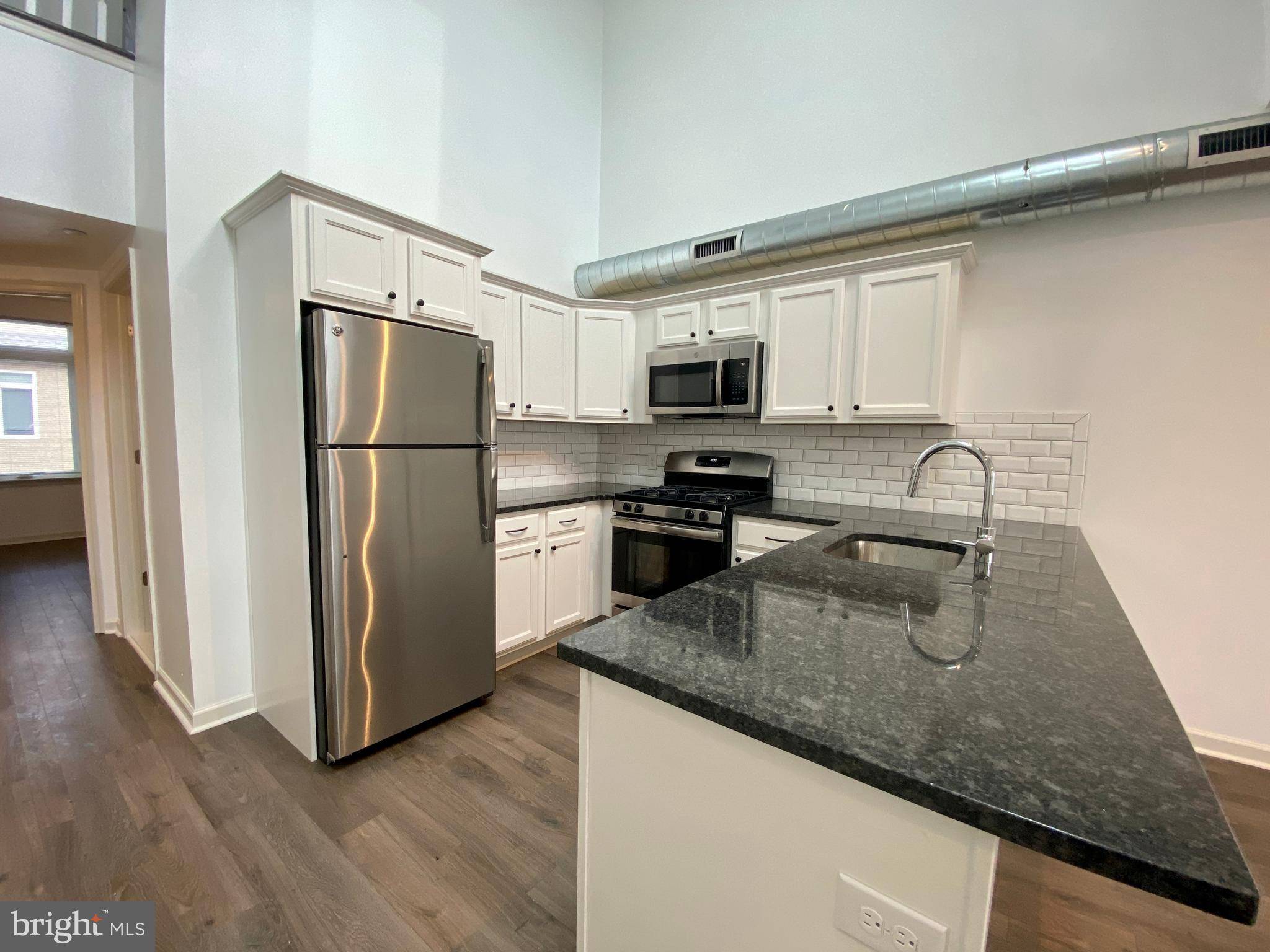 Philadelphia, PA 19128,6615 RIDGE AVE #205