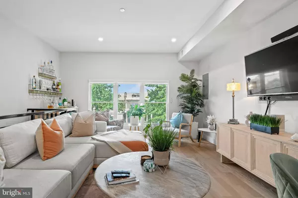 Washington, DC 20002,1509 D ST NE #2