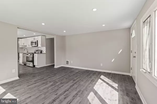 Burlington, NJ 08016,29 E. 4TH ST