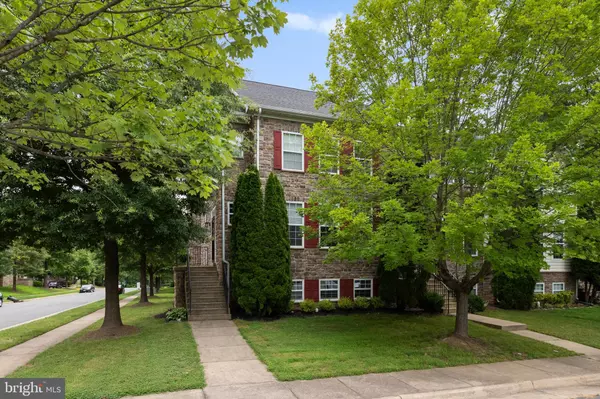 301 OXFORD GLEN CT, Purcellville, VA 20132