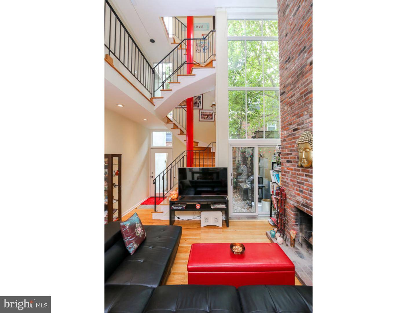 Philadelphia, PA 19107,1214 PINE ST