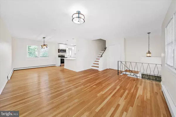 Dover, DE 19904,943 WOODFORD DR
