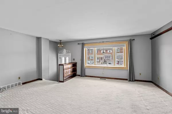 Philadelphia, PA 19154,12419 BALSTON RD