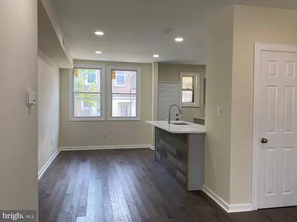 2655 S 70TH ST, Philadelphia, PA 19142