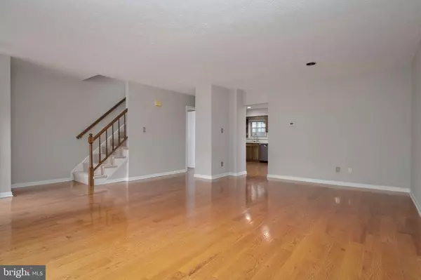Baltimore, MD 21234,13 CARRIAGE WALK CT