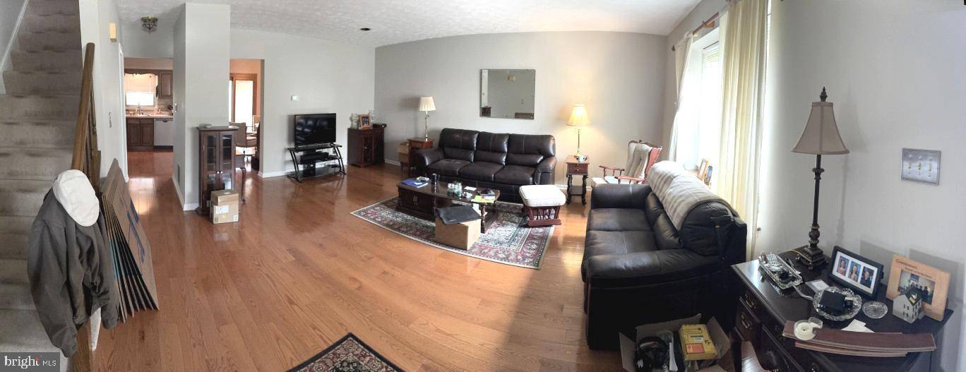 Baltimore, MD 21234,13 CARRIAGE WALK CT