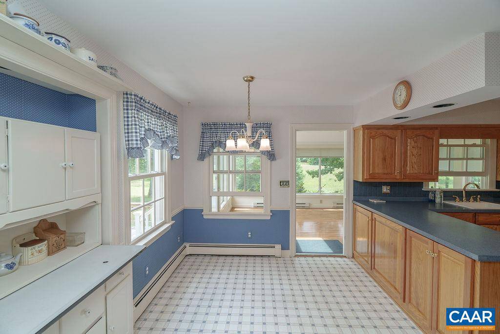 Charlottesville, VA 22911,3375 PREDDY CREEK RD