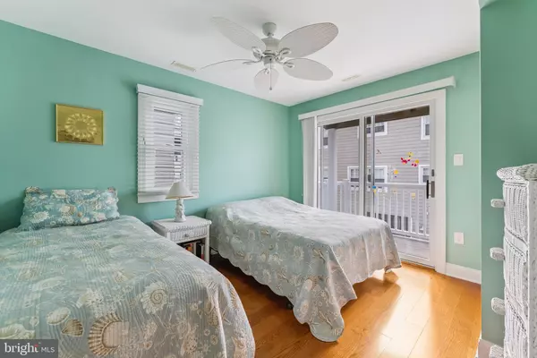 Sea Isle City, NJ 08243,7700 PLEASURE AVE #SOUTH UNIT