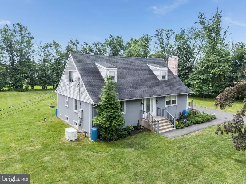 253 OLD PENN LAW RD E, Pennington, NJ 08534