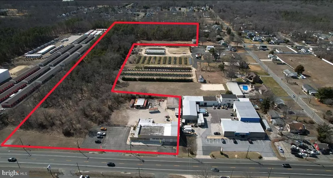 2242 S DELSEA DR, Vineland, NJ 08360