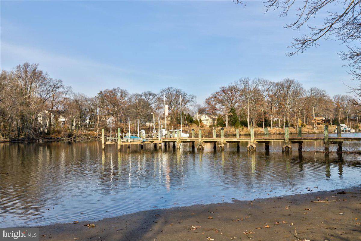 Glen Burnie, MD 21060,7602 MCGOWAN AVE