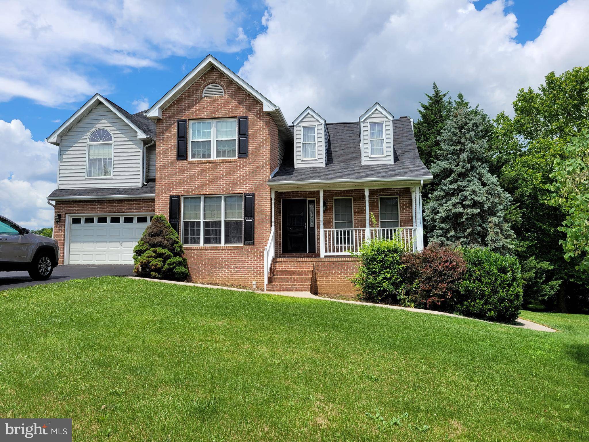 Martinsburg, WV 25401,1003 KILMER CT