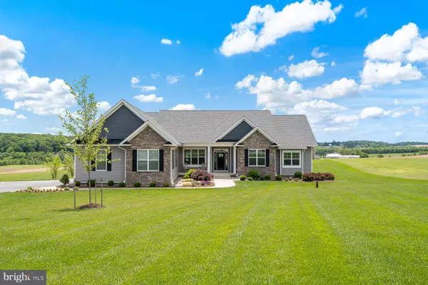 2607 GARSTLYNN CT, New Windsor, MD 21776