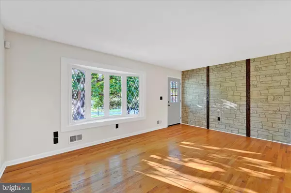 Pasadena, MD 21122,208 MAGOTHY BEACH RD