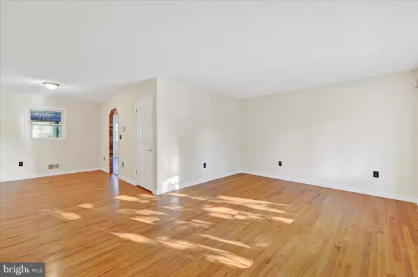 Pasadena, MD 21122,208 MAGOTHY BEACH RD