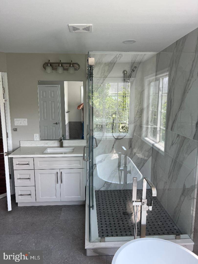 Gainesville, VA 20155,8196 TENBROOK DR