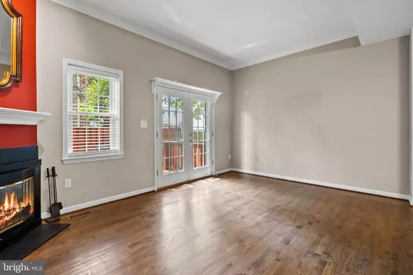 Alexandria, VA 22314,804 GIBBON ST