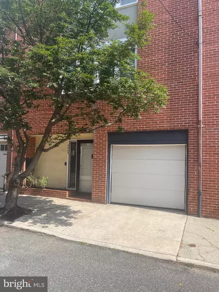 2045 NORTH ST, Philadelphia, PA 19130