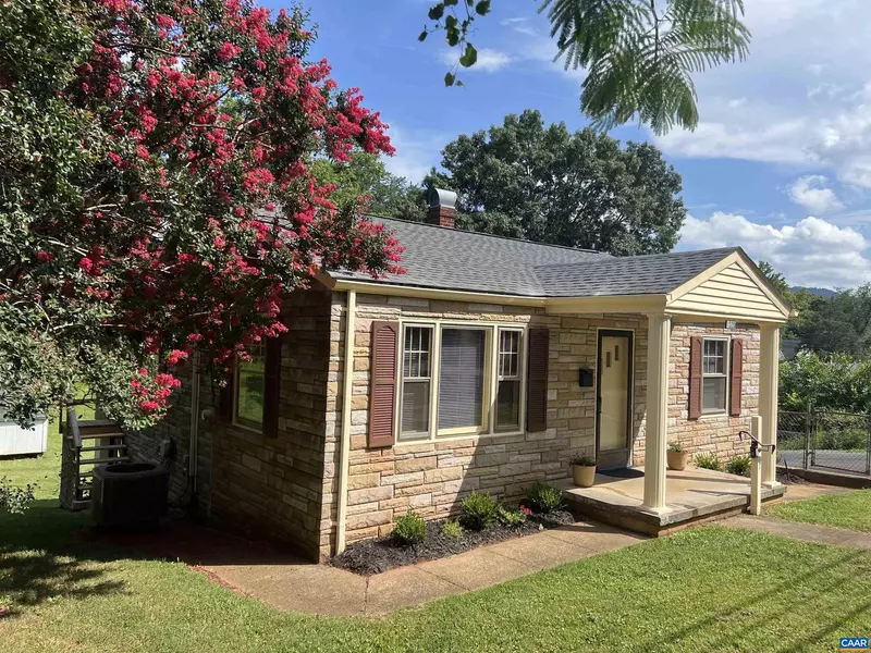 1320 AVON ST, Charlottesville, VA 22902