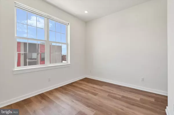 Philadelphia, PA 19133,2513 N HOWARD ST #302
