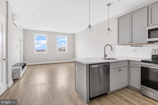 Philadelphia, PA 19139,5230 WALNUT ST #3R