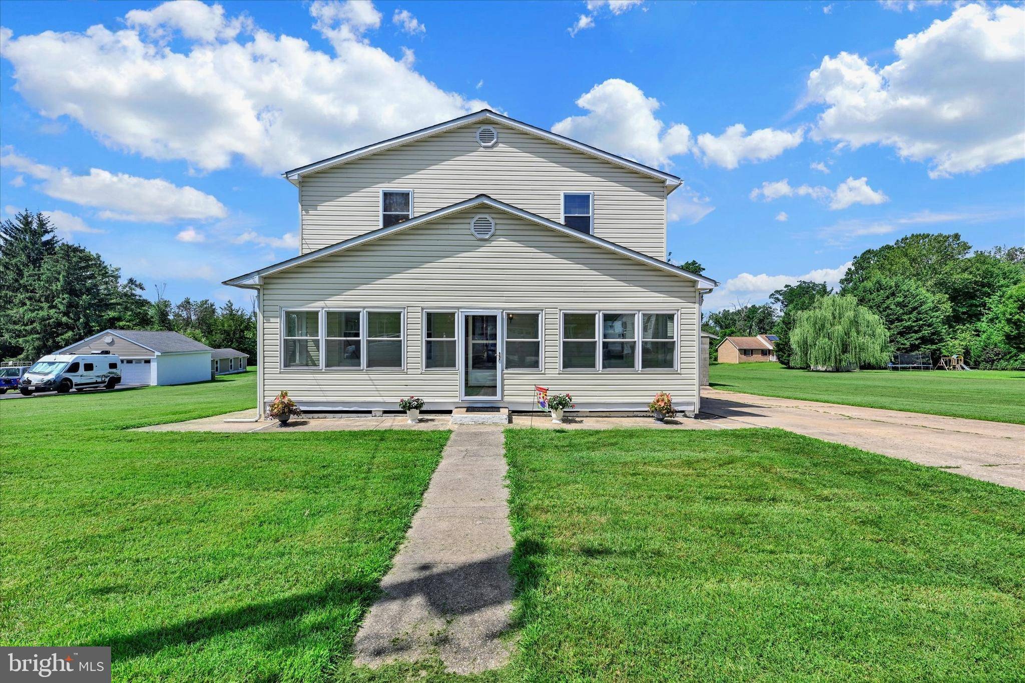 7848 OAKDALE AVE, Rosedale, MD 21237