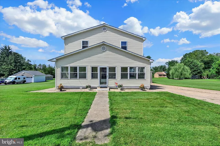 7848 OAKDALE AVE, Rosedale, MD 21237