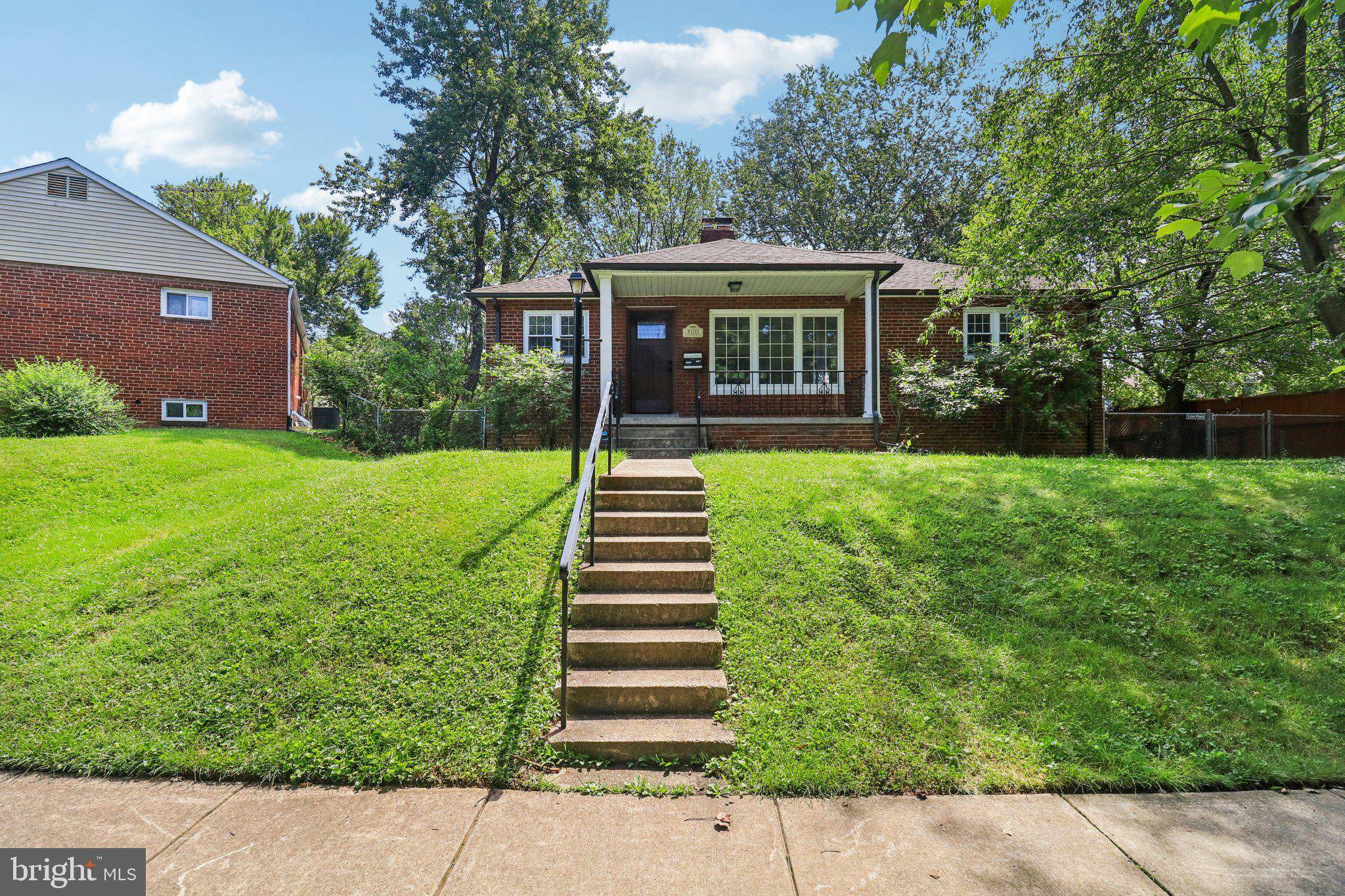 10215 HAYWOOD DR, Silver Spring, MD 20902