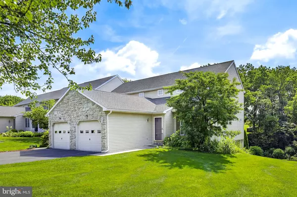 501 MEADOWLARK LN, Manheim, PA 17545