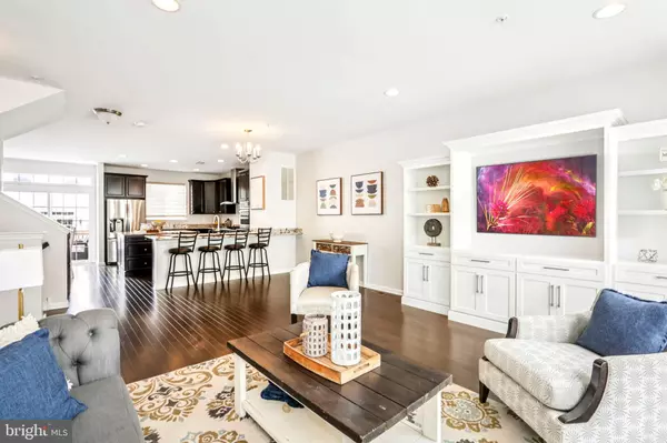 Langhorne, PA 19047,26123 HICKORY LN