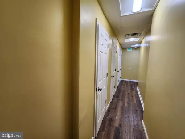 Baltimore, MD 21217,2423-25 REISTERSTOWN RD