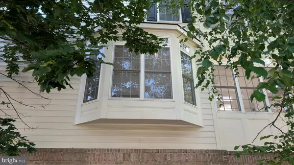 Chantilly, VA 20152,42681 ROLLING ROCK SQ