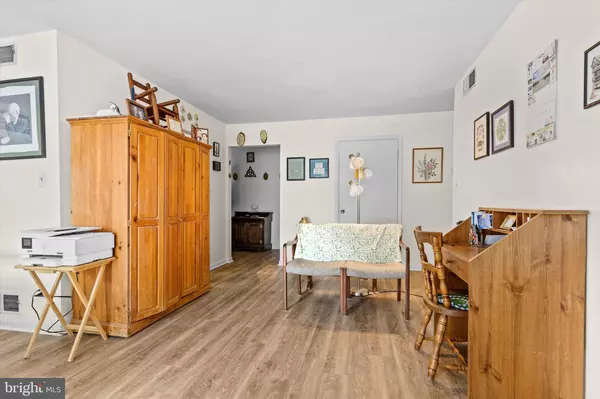 Enola, PA 17025,847 LOUISE CT