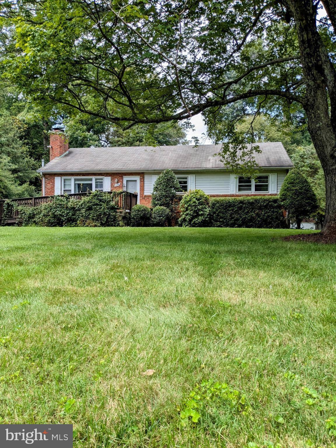 4038 DOVEVILLE LN, Fairfax, VA 22032