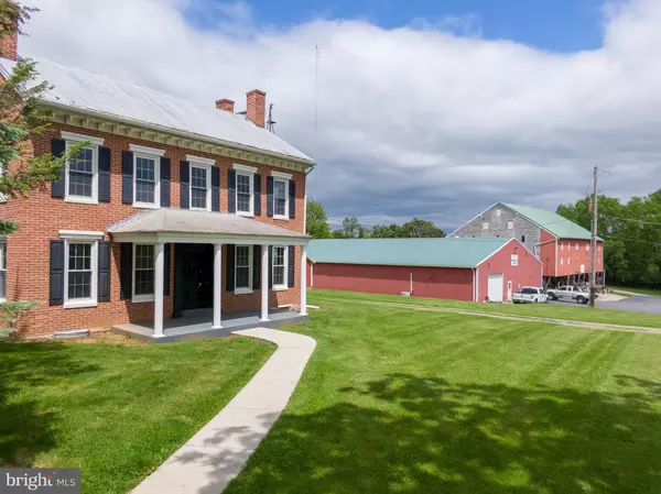 1554 HOLLY PIKE, Carlisle, PA 17015