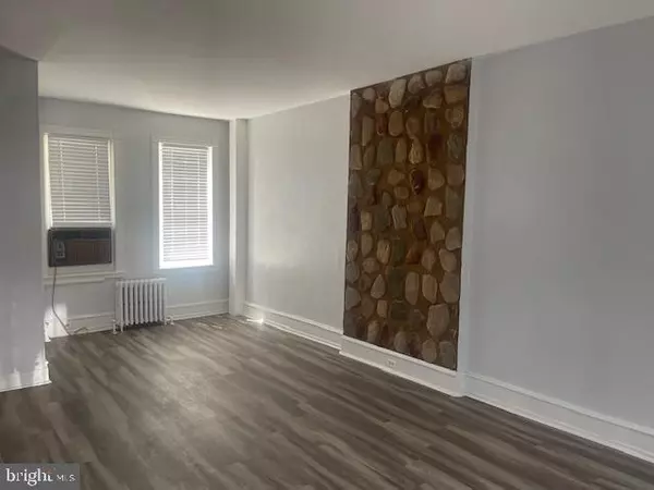 Philadelphia, PA 19132,3322 W HUNTINGDON ST