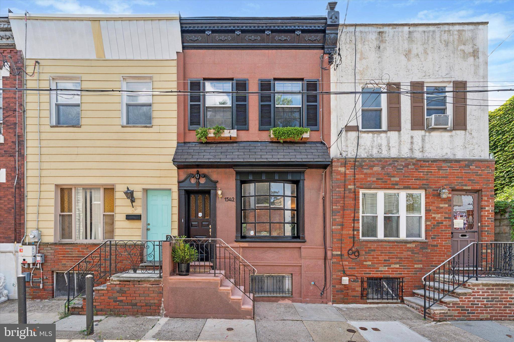1542 EMILY ST, Philadelphia, PA 19145