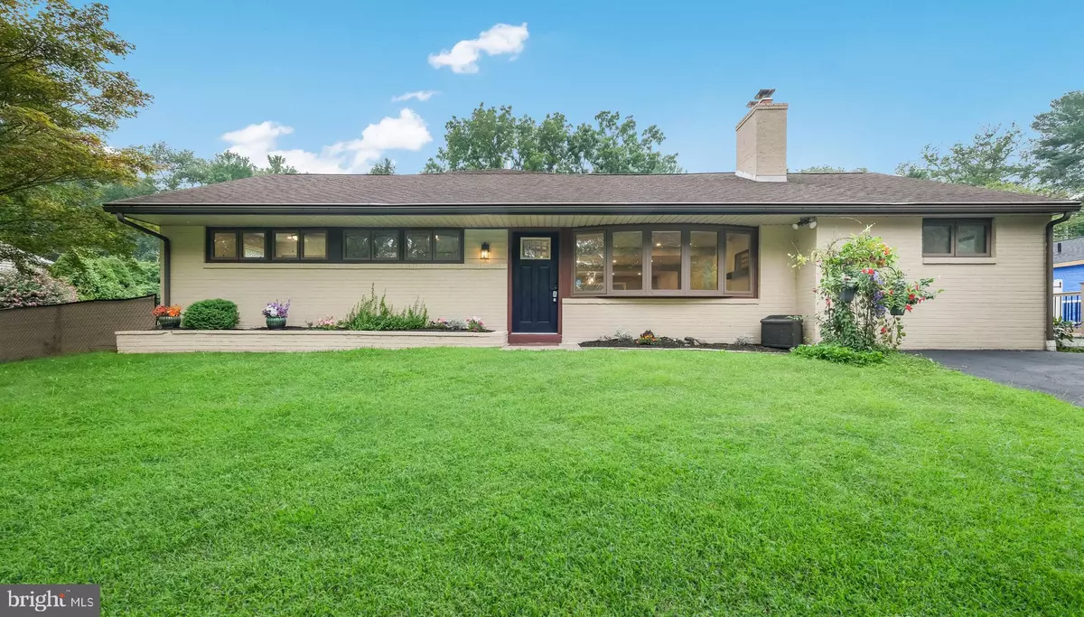 Media, PA 19063,810 RIDLEY CREEK DR