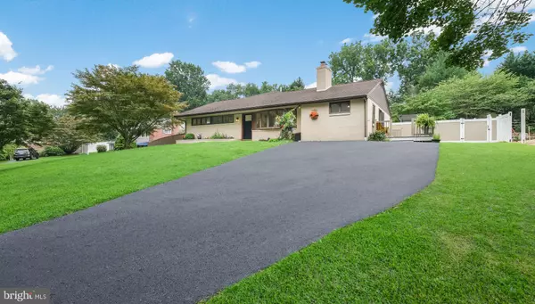 Media, PA 19063,810 RIDLEY CREEK DR
