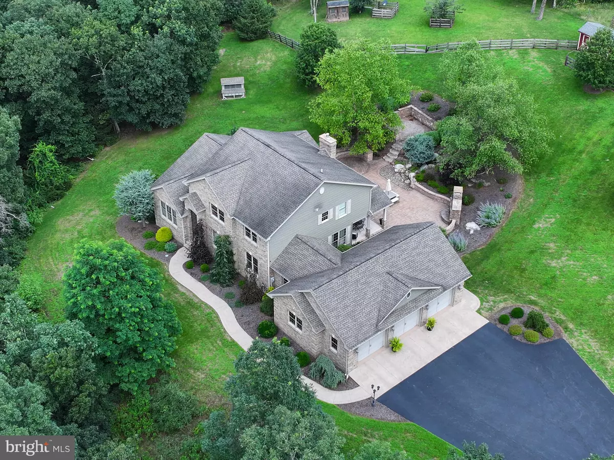 Everett, PA 15537,1402 PITTMAN HOLLOW RD