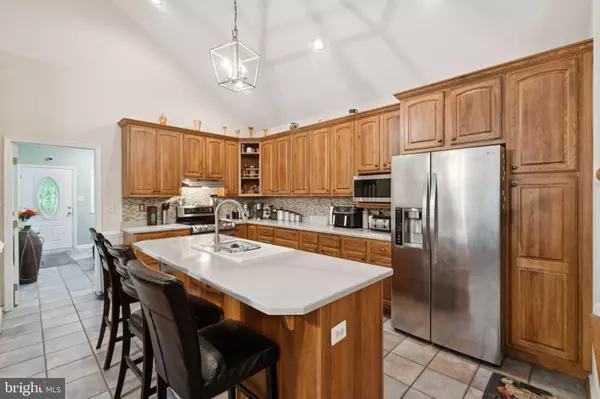 Issue, MD 20645,14715 JENNIFER CT