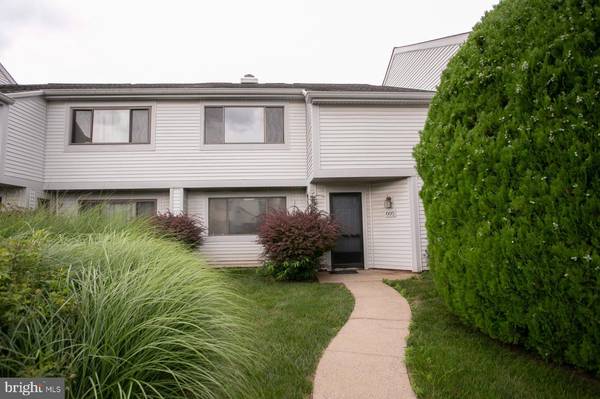 Harleysville, PA 19438,605 FREEDOM CIR #326